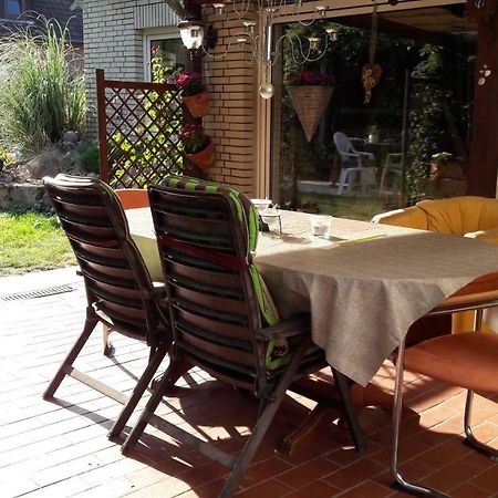 Wohnung Fuer Monteure Und Messebauer Algermissen Exterior foto